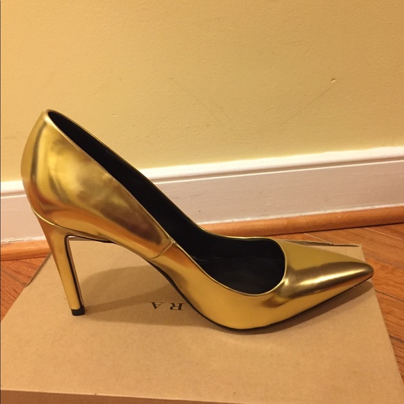 Zara Gold Heels 41 - Picture 7 of 13